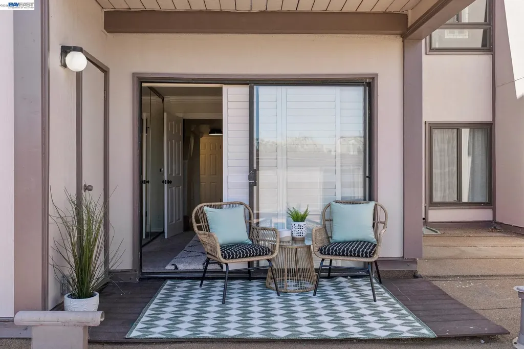 2101 Shoreline Drive Alameda CA 94501