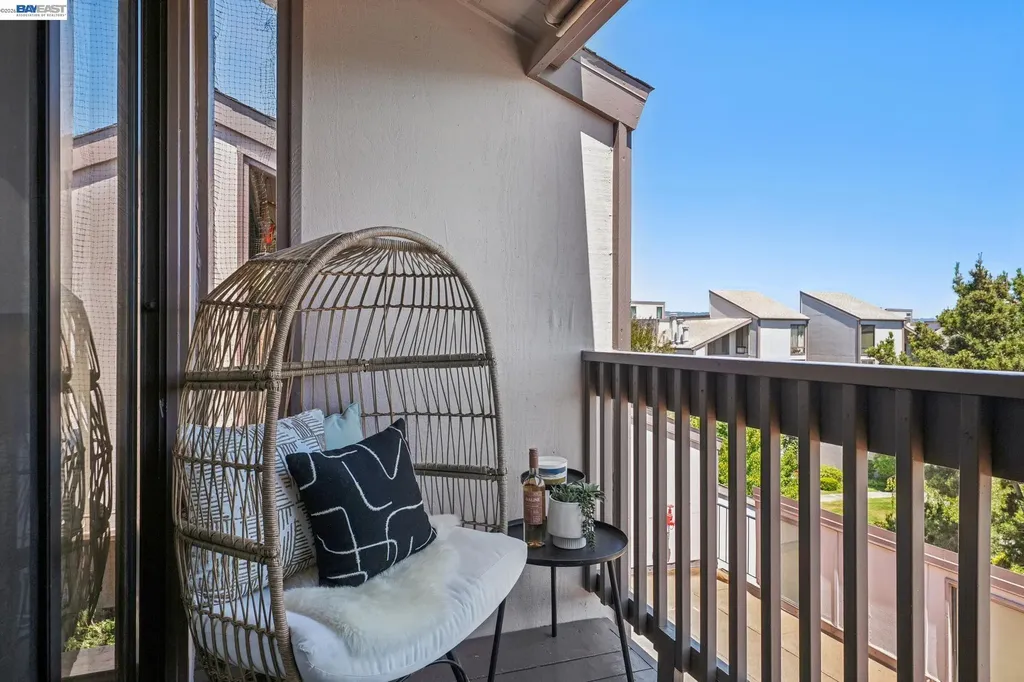 2101 Shoreline Drive Alameda CA 94501