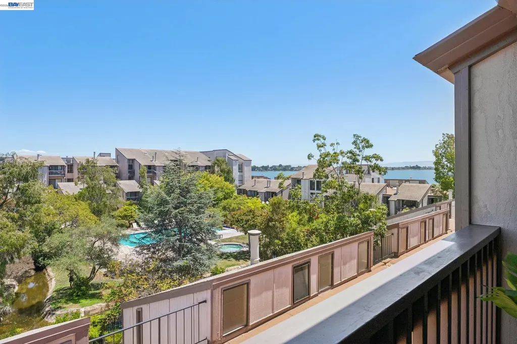 2101 Shoreline Drive Alameda CA 94501