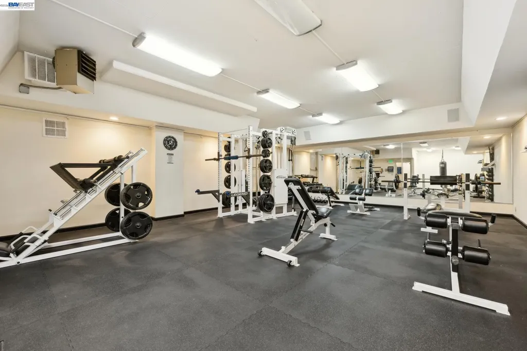 2101 Shoreline Drive Alameda CA 94501