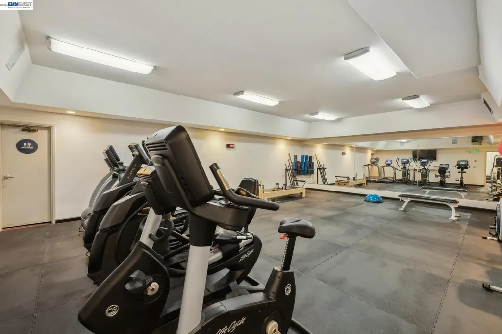 2101 Shoreline Drive Alameda CA 94501