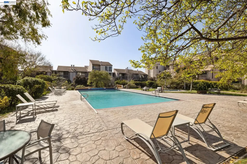 2101 Shoreline Drive Alameda CA 94501