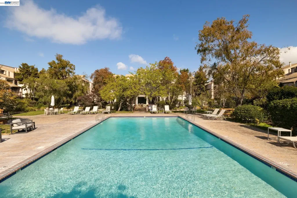 2101 Shoreline Drive Alameda CA 94501