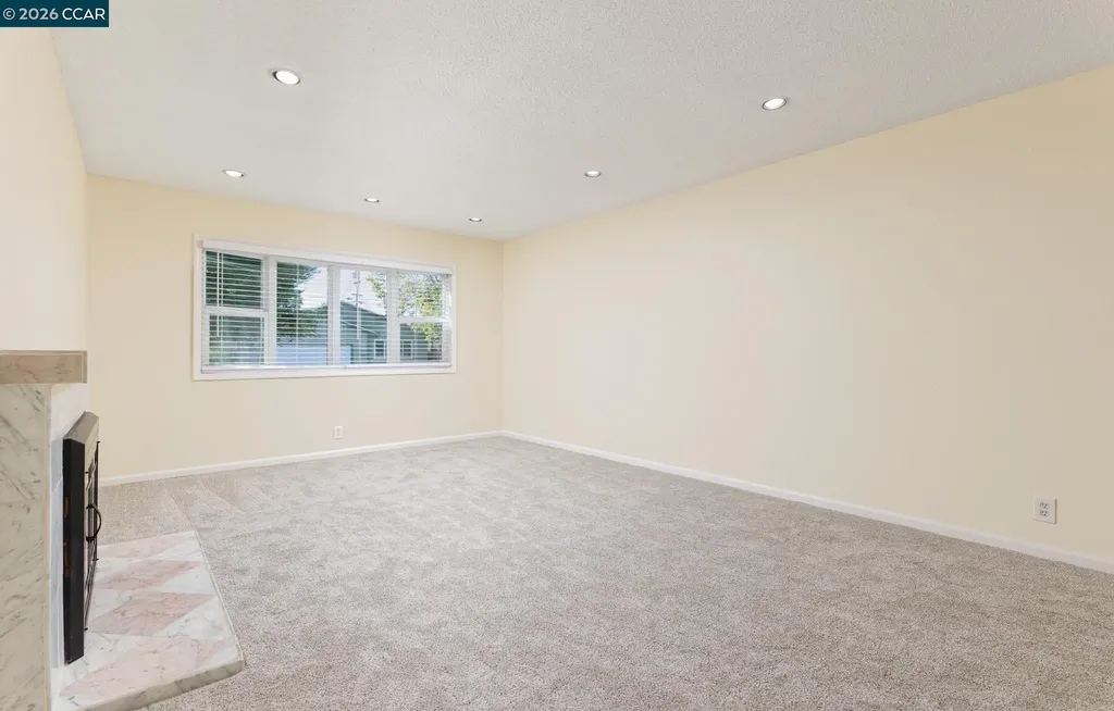 182 Hastings Avenue Vallejo CA 94589