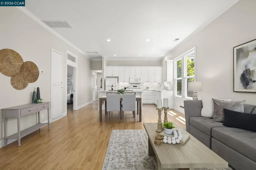 1525-1527 Lillian Street Crockett CA 94525