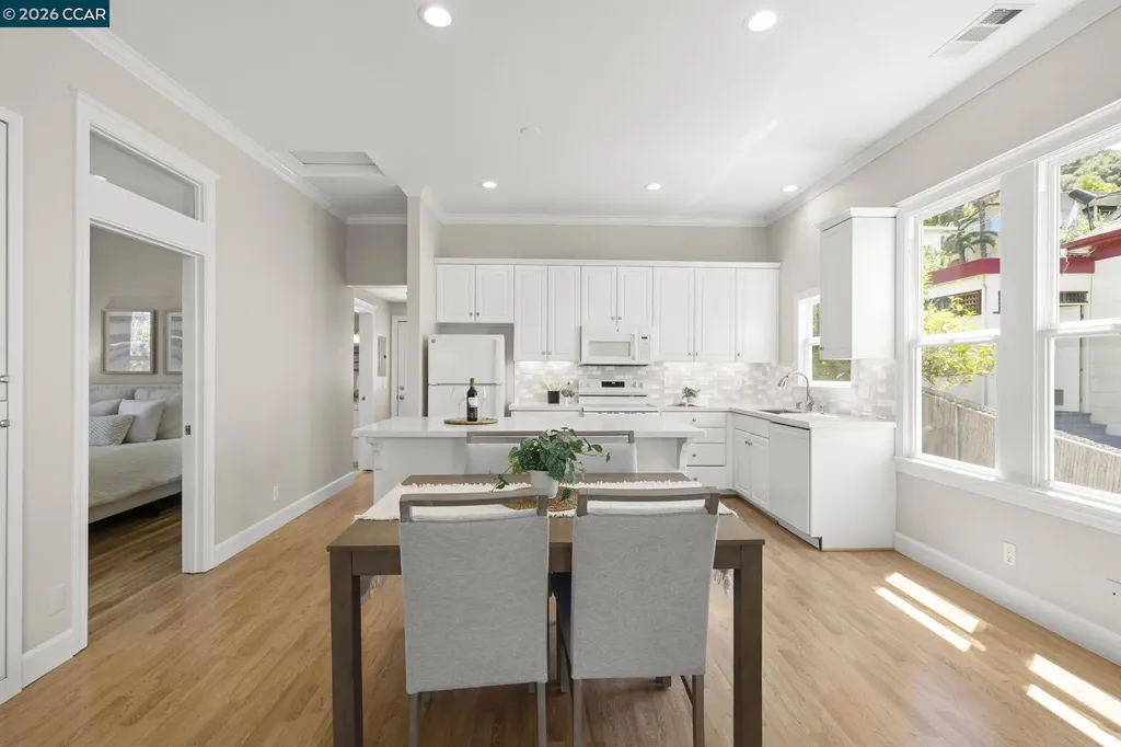 1525-1527 Lillian Street Crockett CA 94525