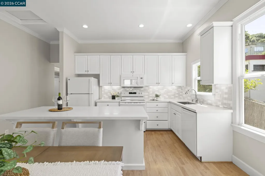 1525-1527 Lillian Street Crockett CA 94525