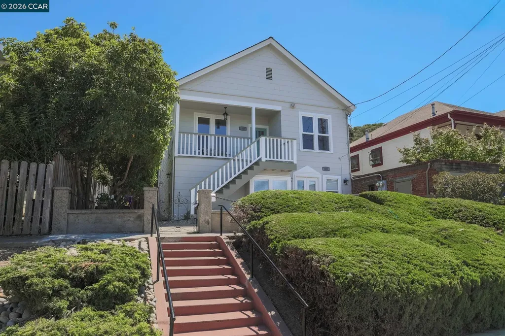 1525-1527 Lillian Street Crockett CA 94525