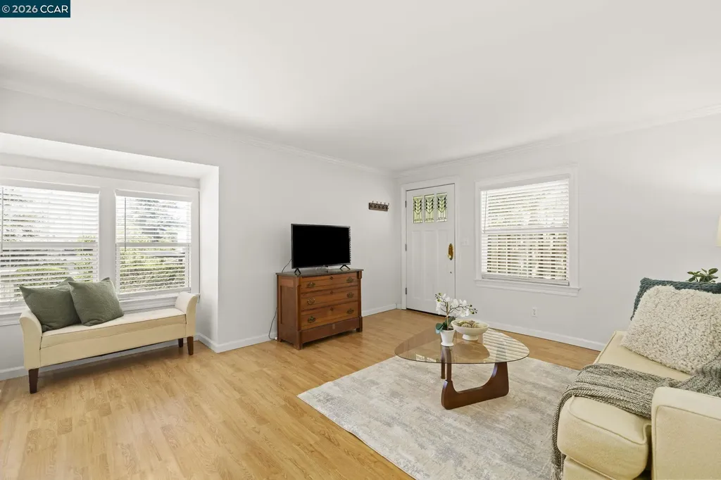 1525-1527 Lillian Street Crockett CA 94525