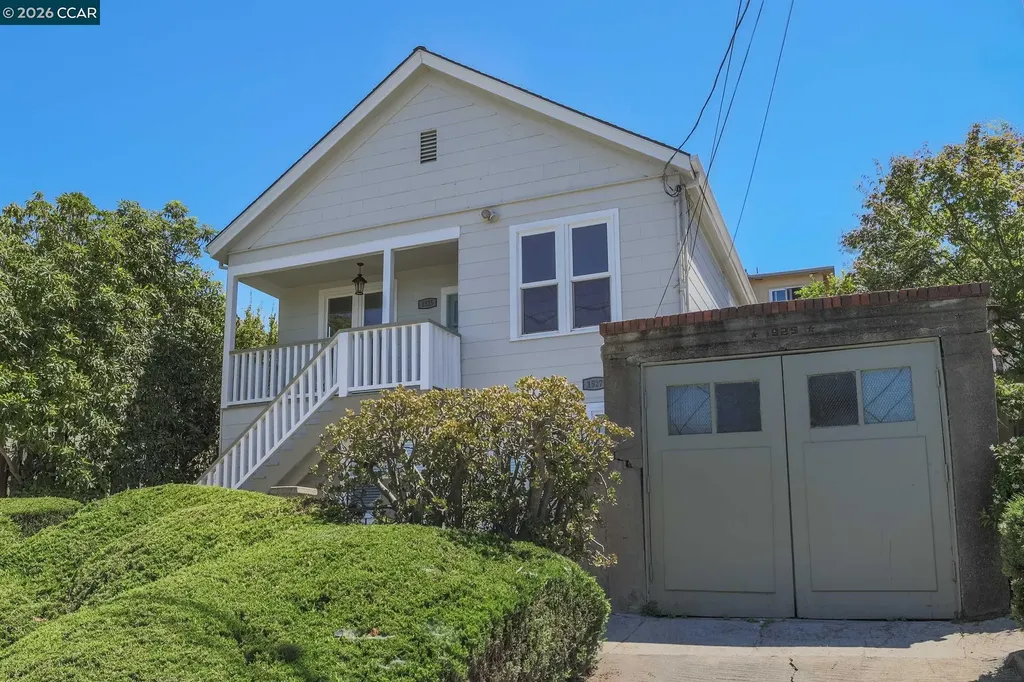 1525-1527 Lillian Street Crockett CA 94525