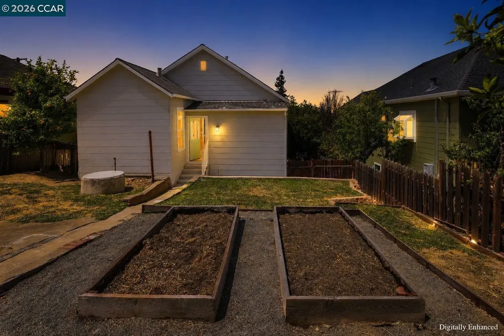 1525-1527 Lillian Street Crockett CA 94525