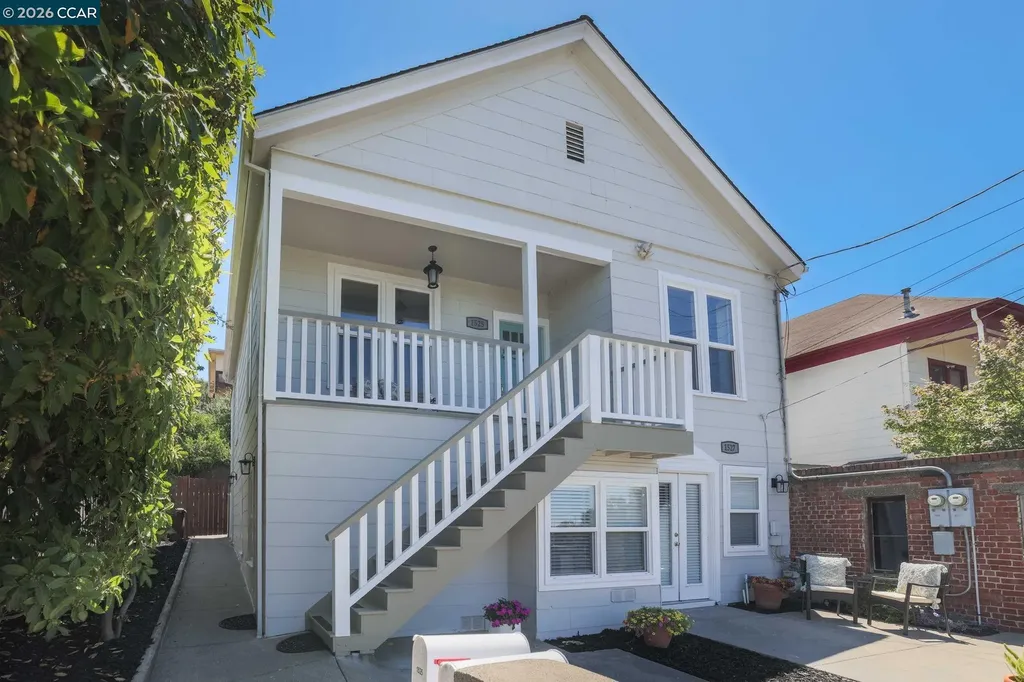 1525-1527 Lillian Street Crockett CA 94525