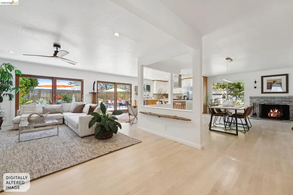 13255 Clairepointe Way Oakland CA 94619