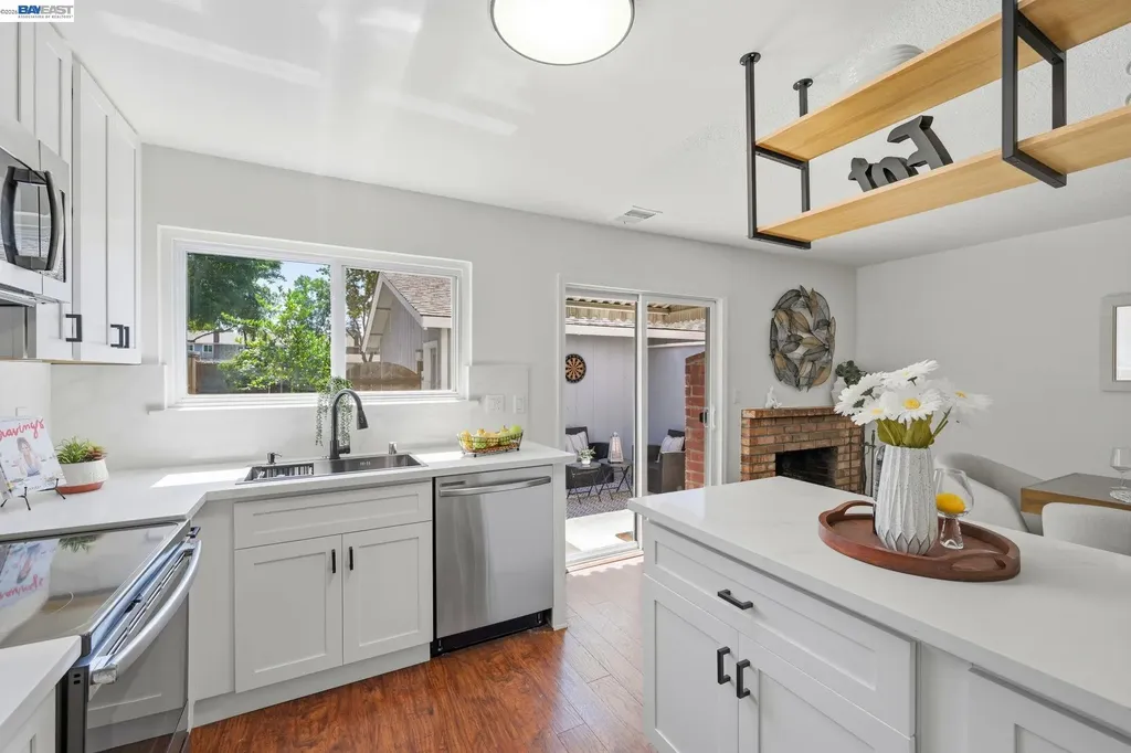 1486 Newhall Parkway Concord CA 94521