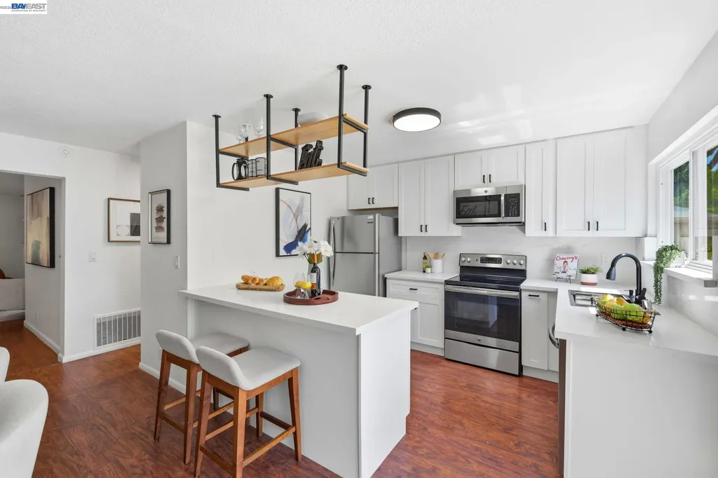 1486 Newhall Parkway Concord CA 94521