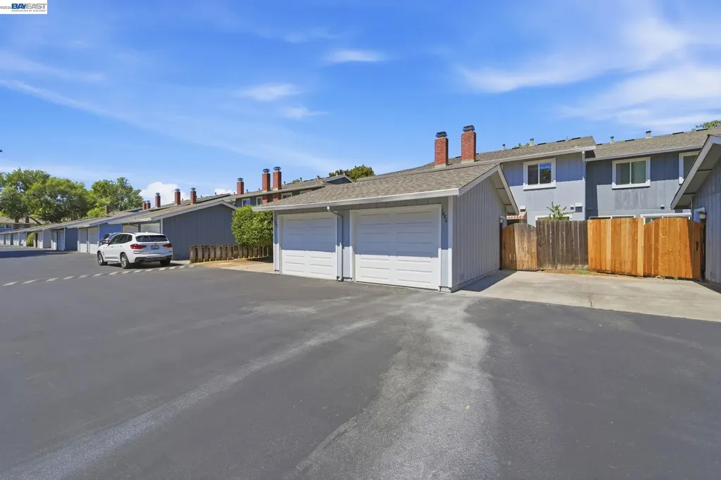 1486 Newhall Parkway Concord CA 94521