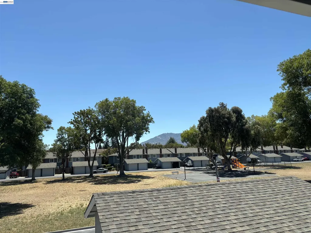 1486 Newhall Parkway Concord CA 94521