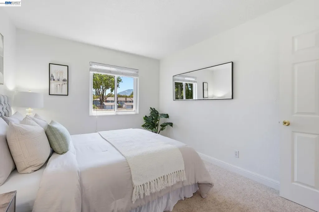 1486 Newhall Parkway Concord CA 94521