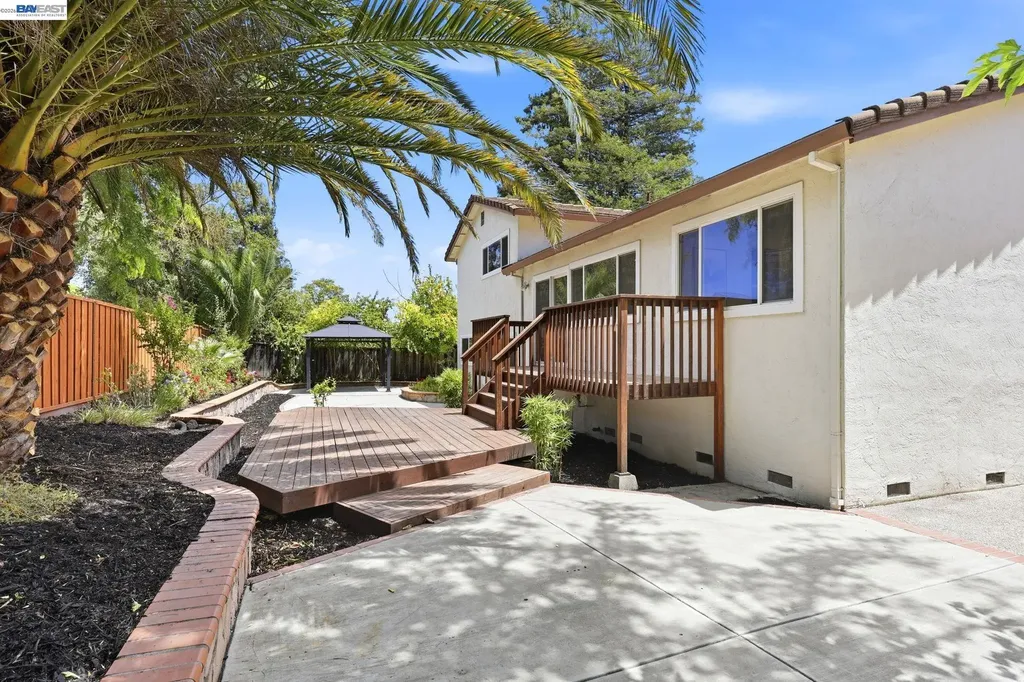 104 Scarboro Place San Ramon CA 94583