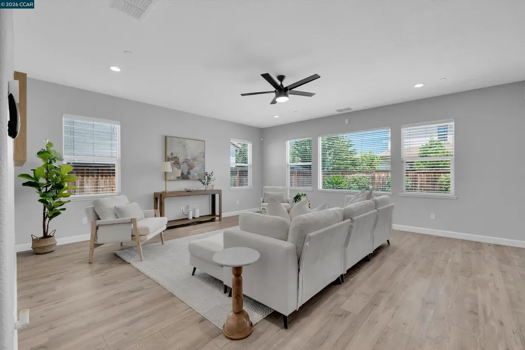 351 Bloomington Lane Brentwood CA 94513