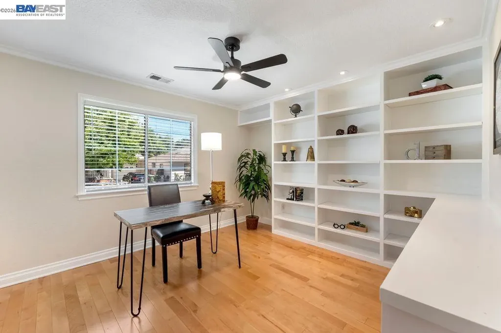 18747 Sandy Road Castro Valley CA 94546