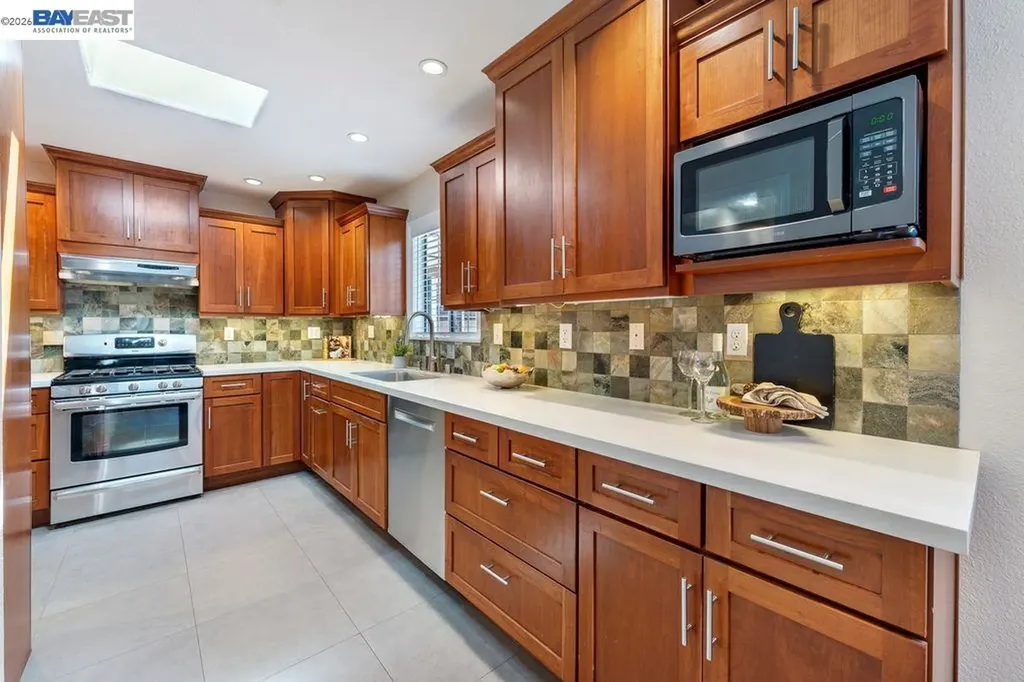 18747 Sandy Road Castro Valley CA 94546