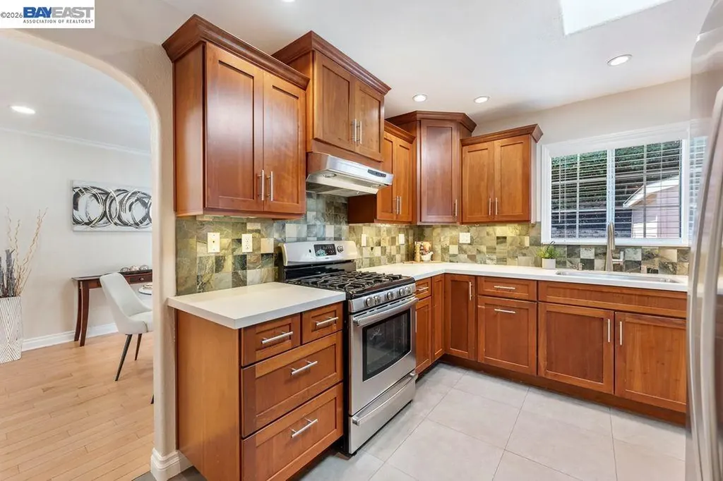 18747 Sandy Road Castro Valley CA 94546
