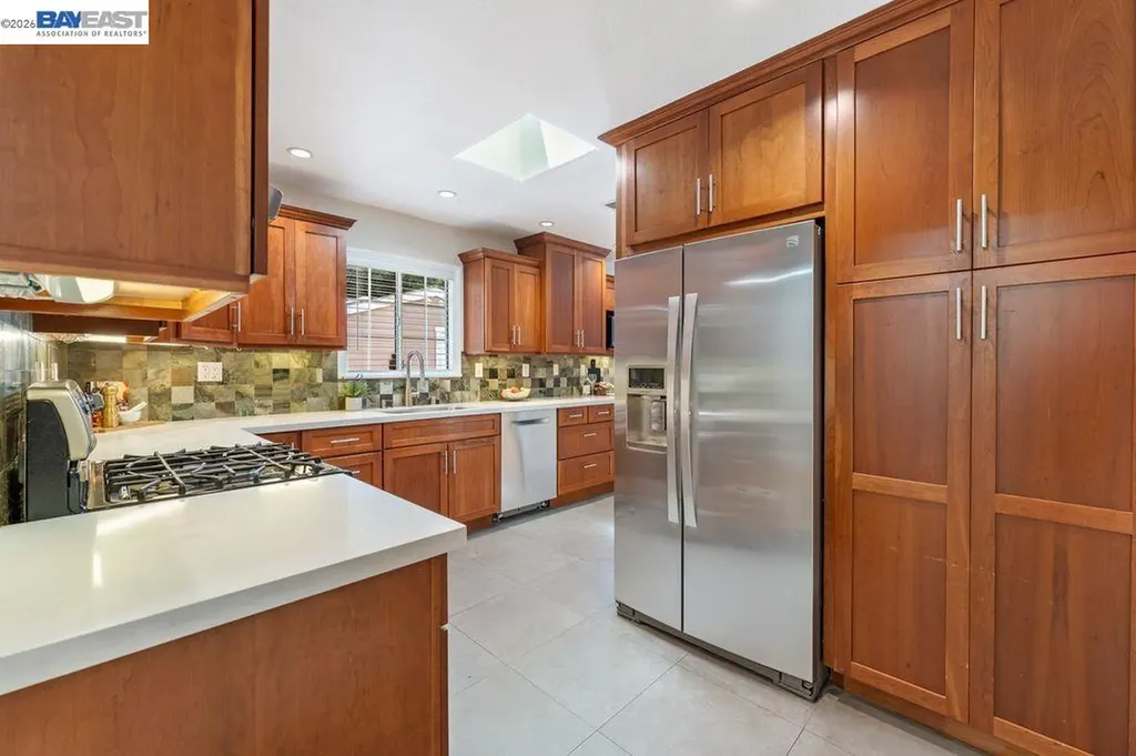 18747 Sandy Road Castro Valley CA 94546