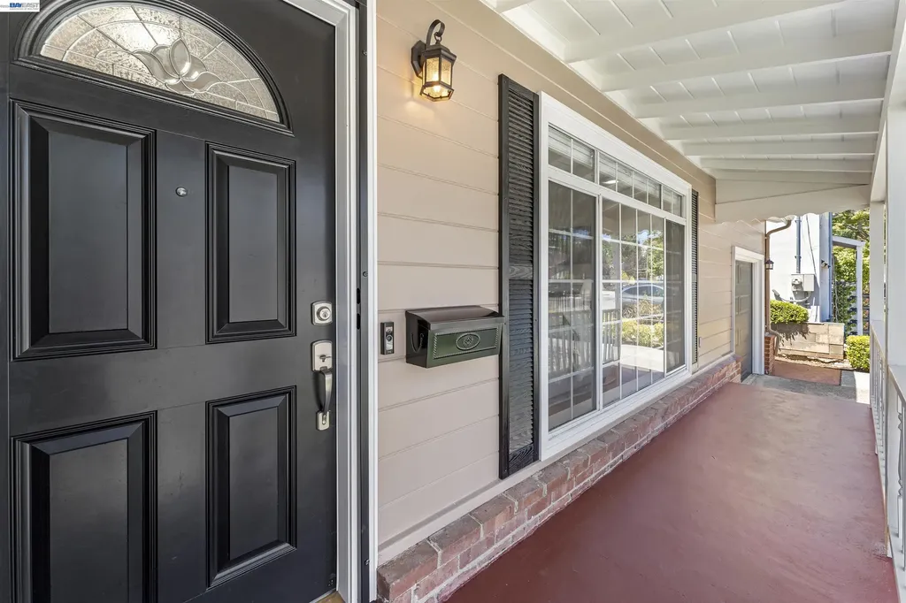 18747 Sandy Road Castro Valley CA 94546