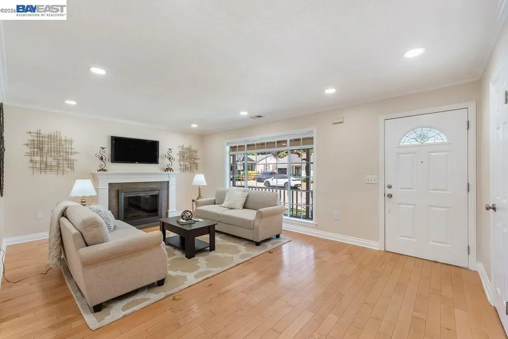 18747 Sandy Road Castro Valley CA 94546