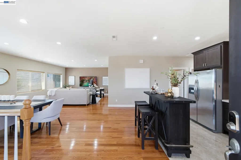 17208 President Drive Castro Valley CA 94546