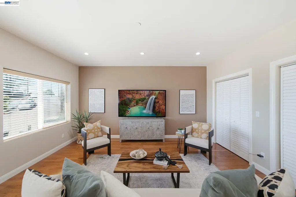 17208 President Drive Castro Valley CA 94546