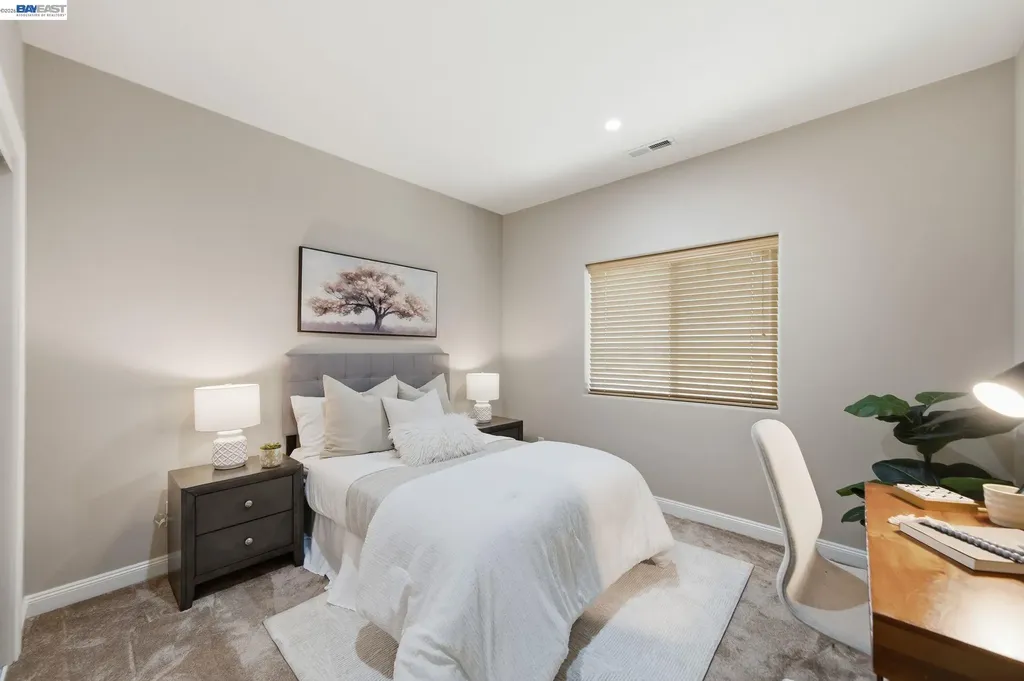 17208 President Drive Castro Valley CA 94546