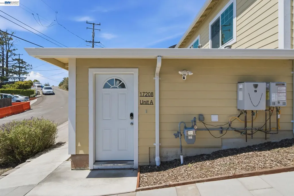 17208 President Drive Castro Valley CA 94546