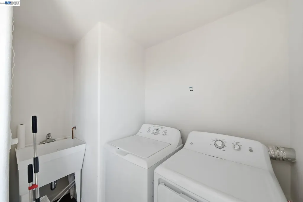 17208 President Drive Castro Valley CA 94546