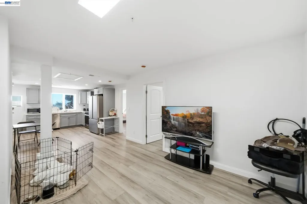 17208 President Drive Castro Valley CA 94546