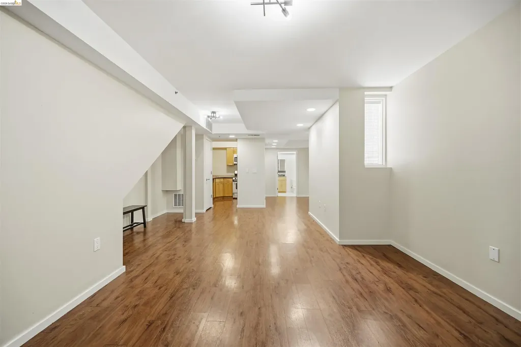 425 28th Street Oakland CA 94609