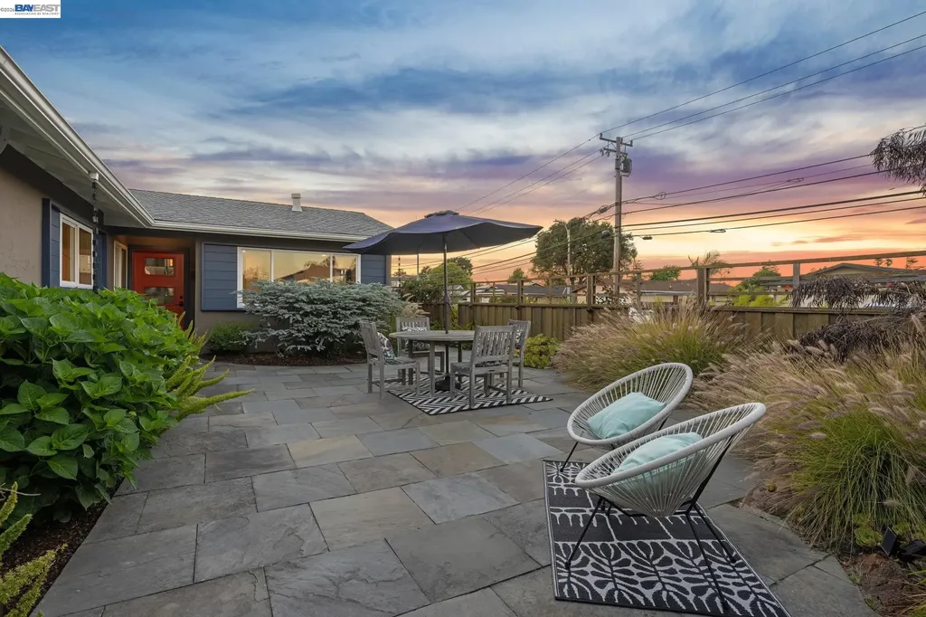 429 Harbor Light Road Alameda CA 94501