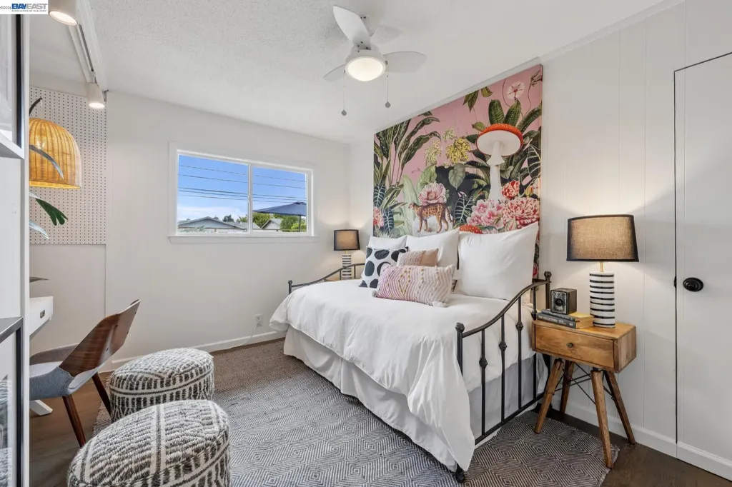 429 Harbor Light Road Alameda CA 94501