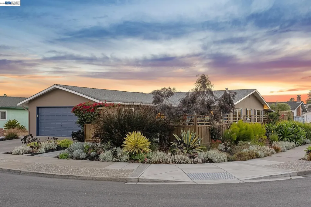 429 Harbor Light Road Alameda CA 94501
