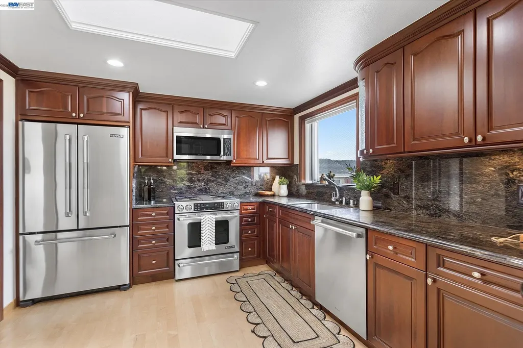 20 Dorado Terrace San Francisco CA 94112