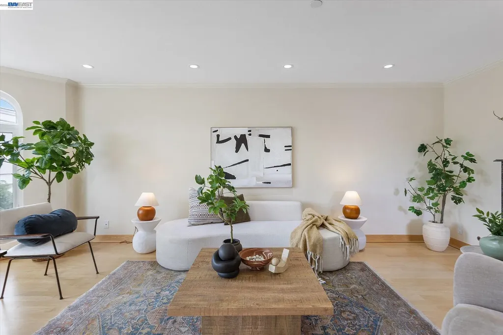 20 Dorado Terrace San Francisco CA 94112