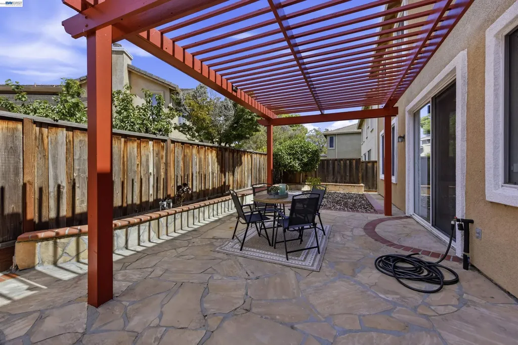 1881 Serpentine Drive Union City CA 94587