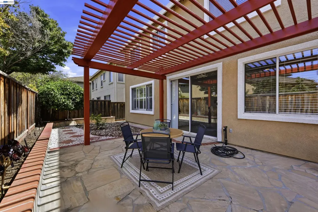 1881 Serpentine Drive Union City CA 94587