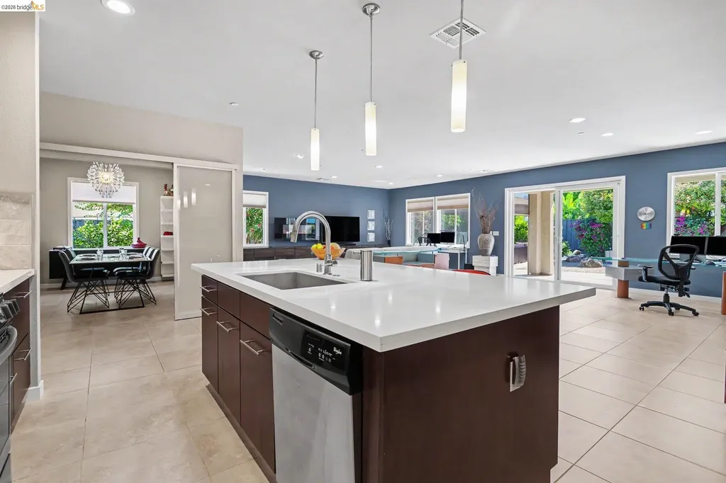 527 Peyton Court Oakley CA 94561
