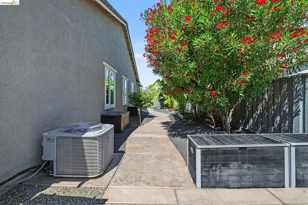 527 Peyton Court Oakley CA 94561