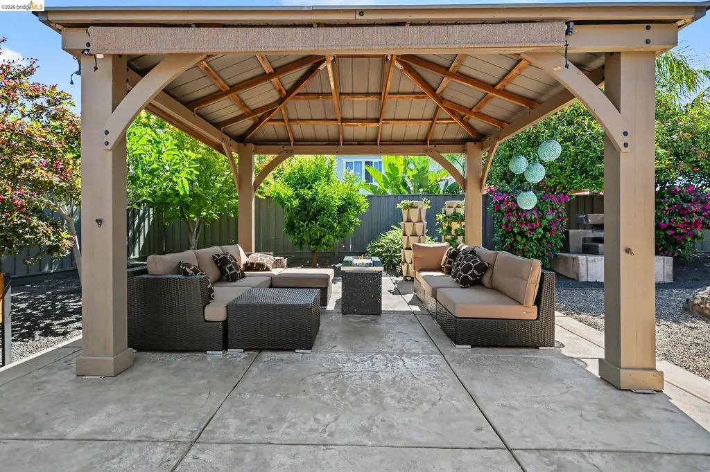 527 Peyton Court Oakley CA 94561