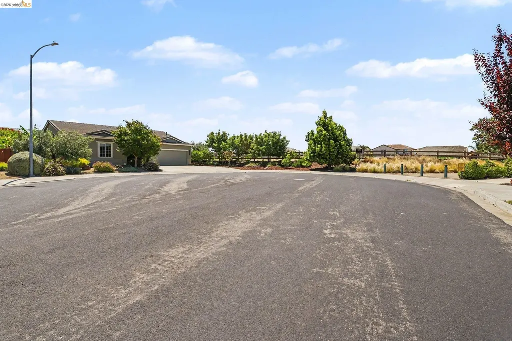 527 Peyton Court Oakley CA 94561