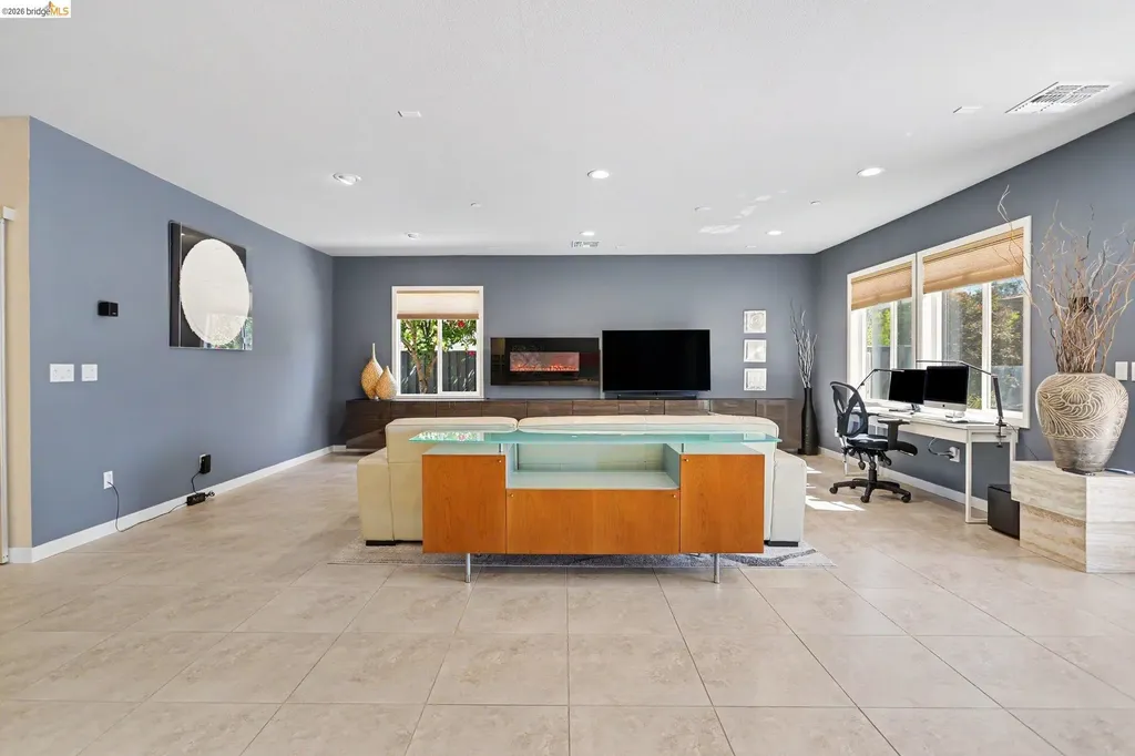 527 Peyton Court Oakley CA 94561