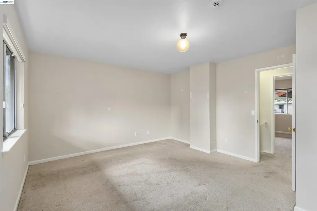 3858 Maybelle Avenue Oakland CA 94619